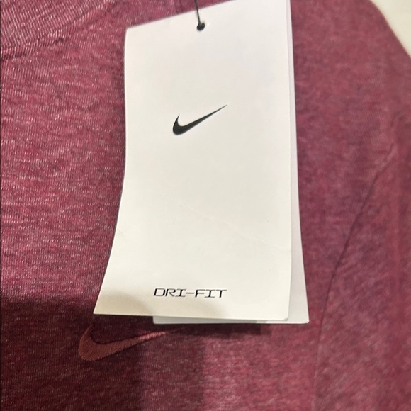 Nike Men's Burgundy Short Sleeve Tee - Picture 3 of 5